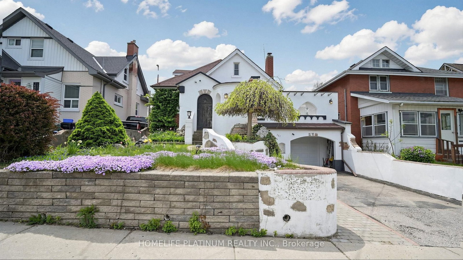 287 Courtland Avenue E • Kitchener, ON photo 1