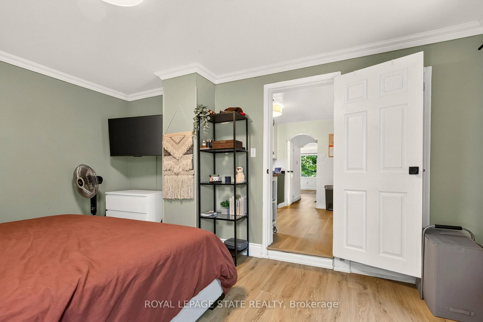 107 Reid Avenue N • Hamilton, ON photo 21
