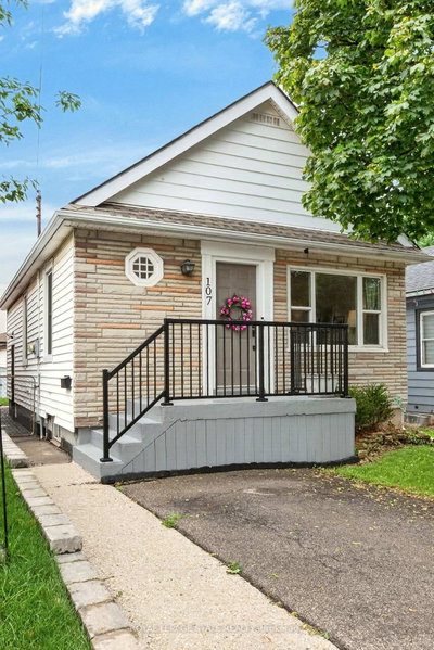 107 Reid Avenue N • Hamilton, ON photo 3