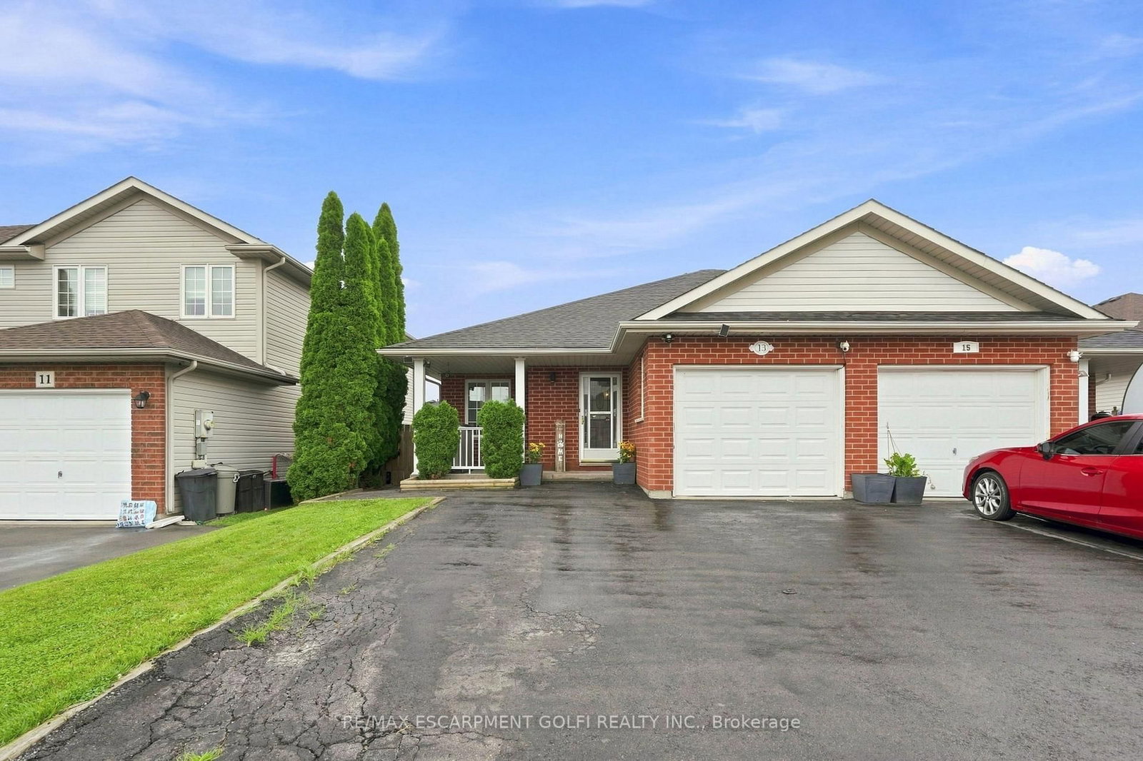 13 Golden Acres Drive • West Lincoln, ON photo 1