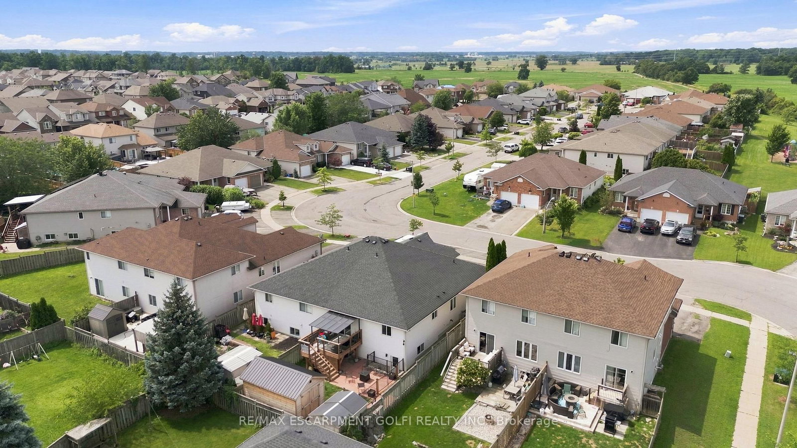 13 Golden Acres Drive • West Lincoln, ON photo 37