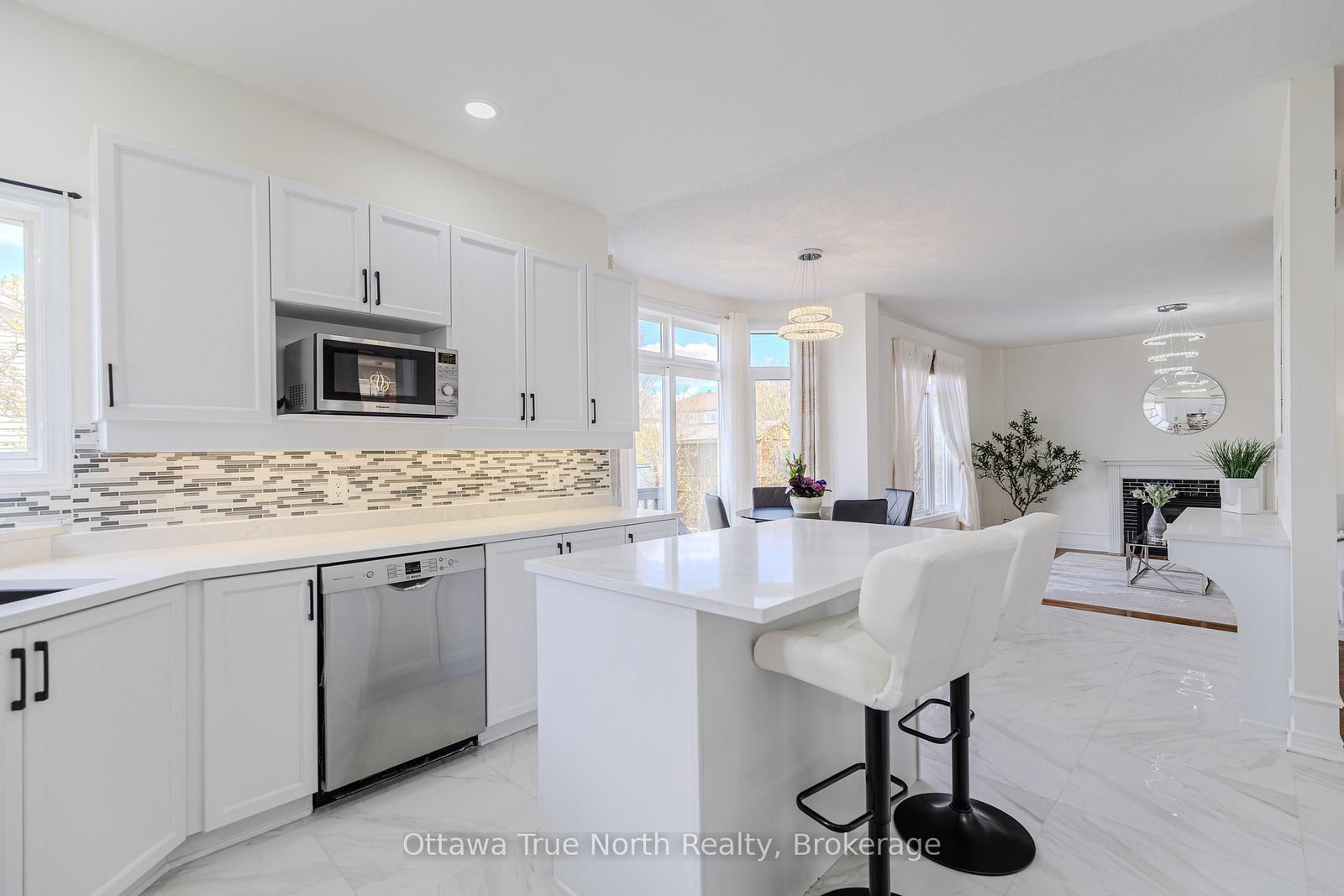 19 Black Tern Crescent • Ottawa, ON photo 12