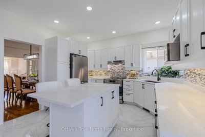 19 Black Tern Crescent • Ottawa, ON photo 6