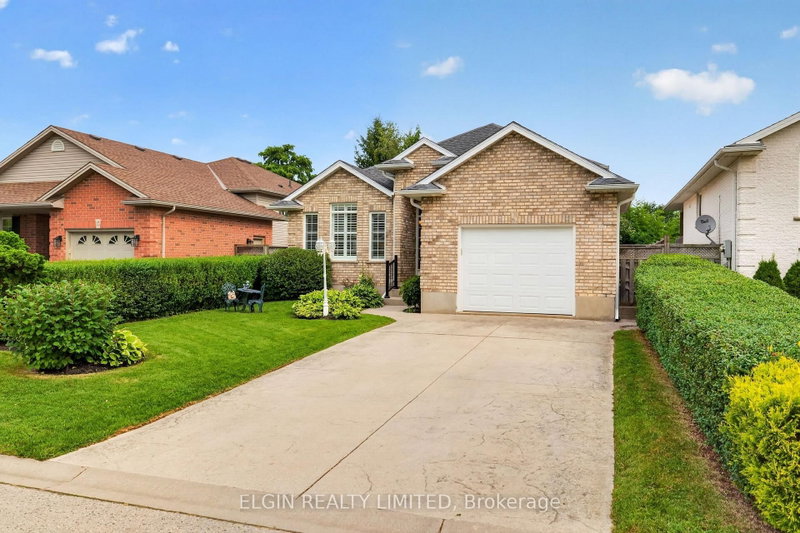 17 Steeplechase Court