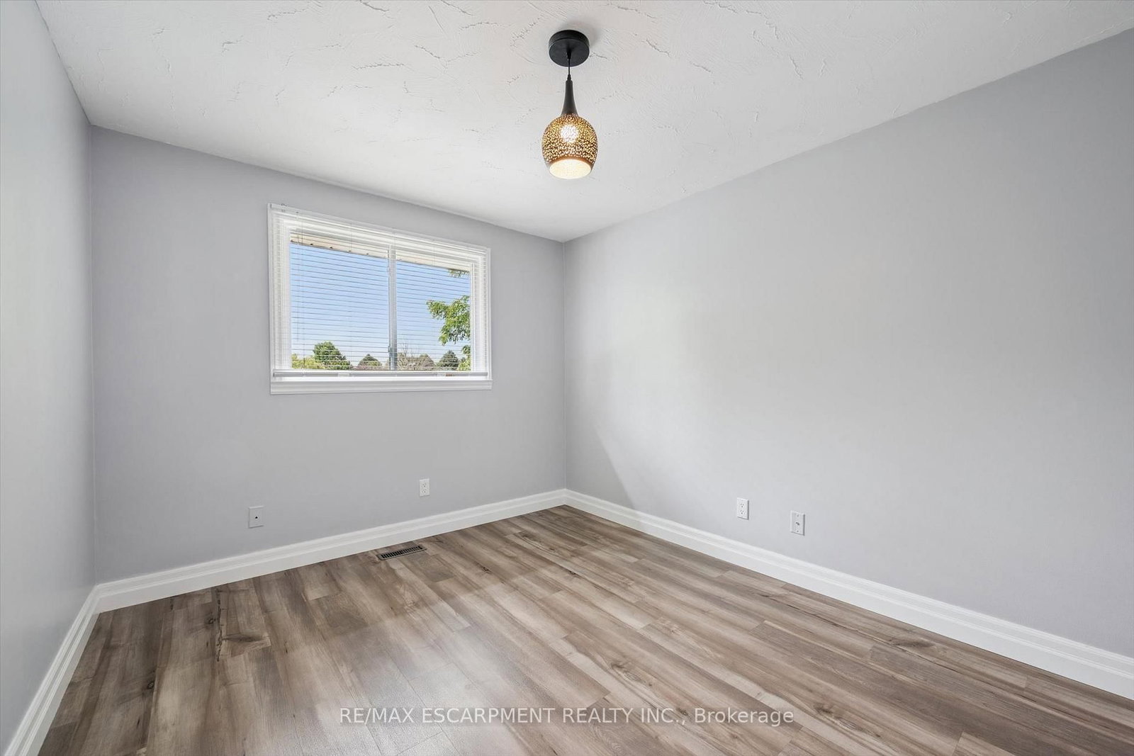 847 Doon Village Road • Kitchener, ON photo 21