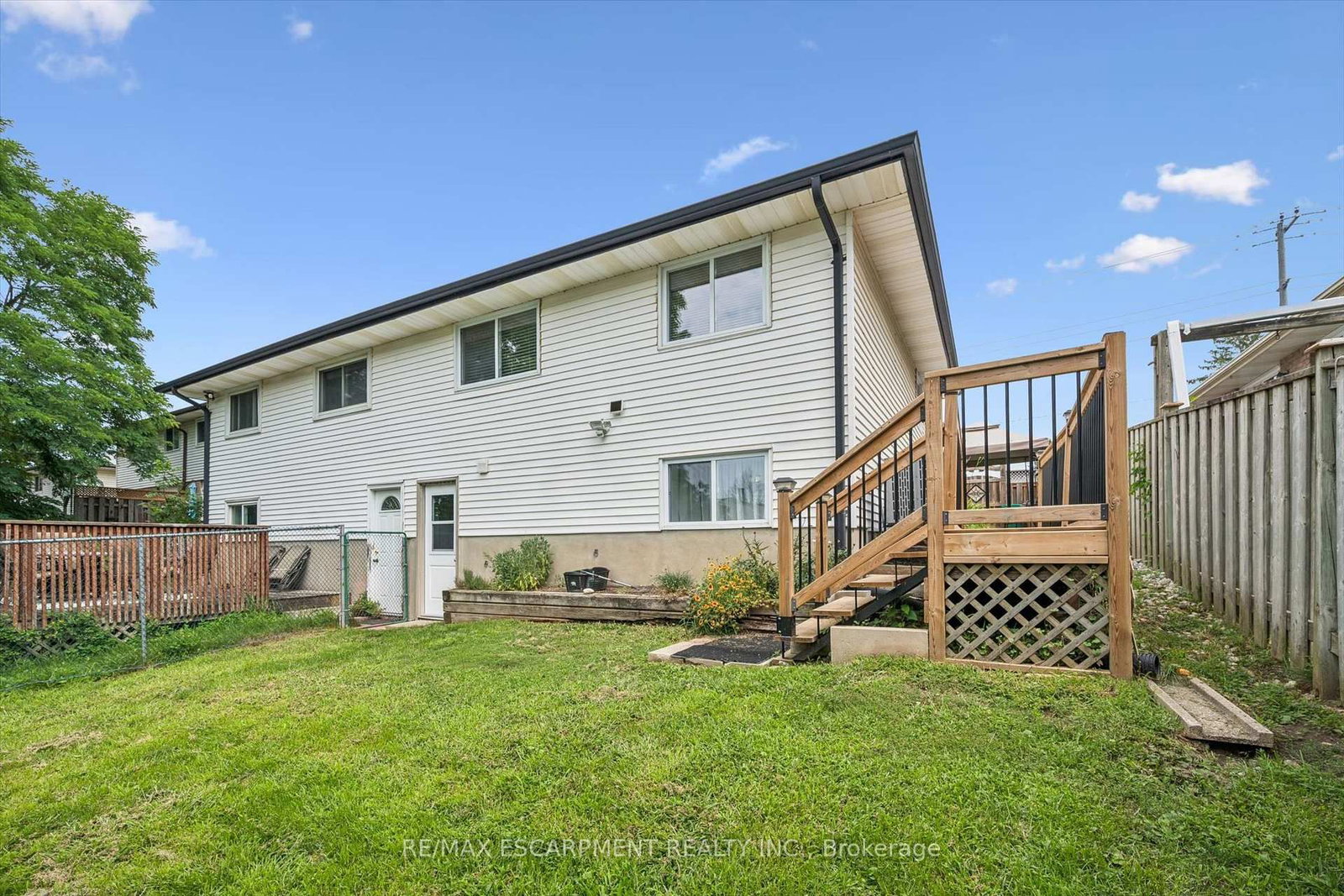 847 Doon Village Road • Kitchener, ON photo 3