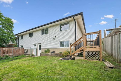847 Doon Village Road • Kitchener, ON photo 3