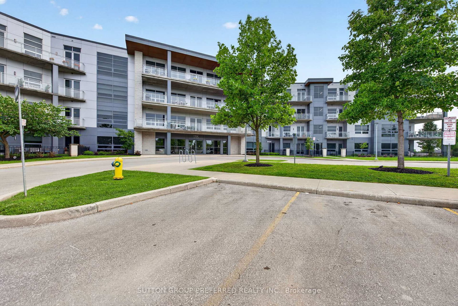 102 - 1705 Fiddlehead Place, London North