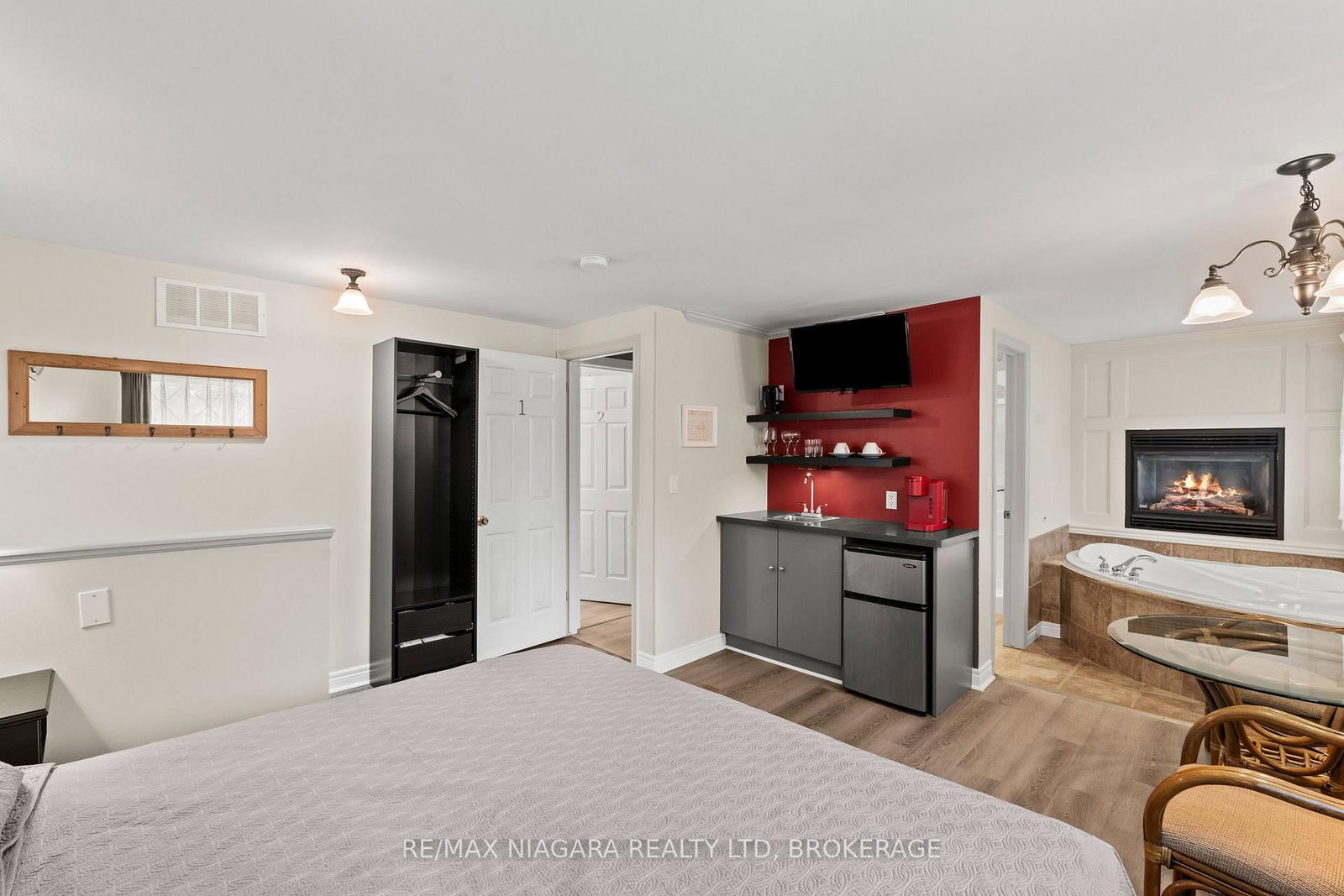 90 Mary Street • Niagara-on-the-Lake, ON photo 31