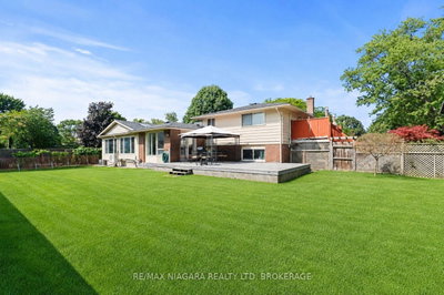 90 Mary Street • Niagara-on-the-Lake, ON photo 5