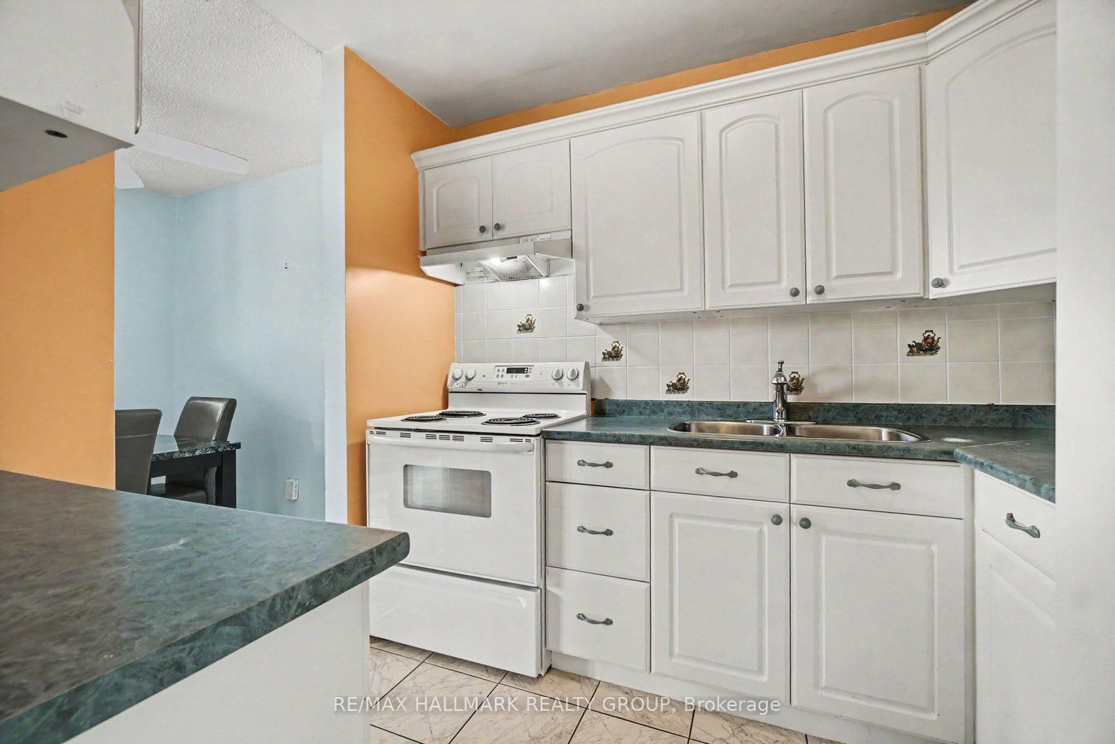 2000 Jasmine Crescent • #1417 • Ottawa, ON photo 15
