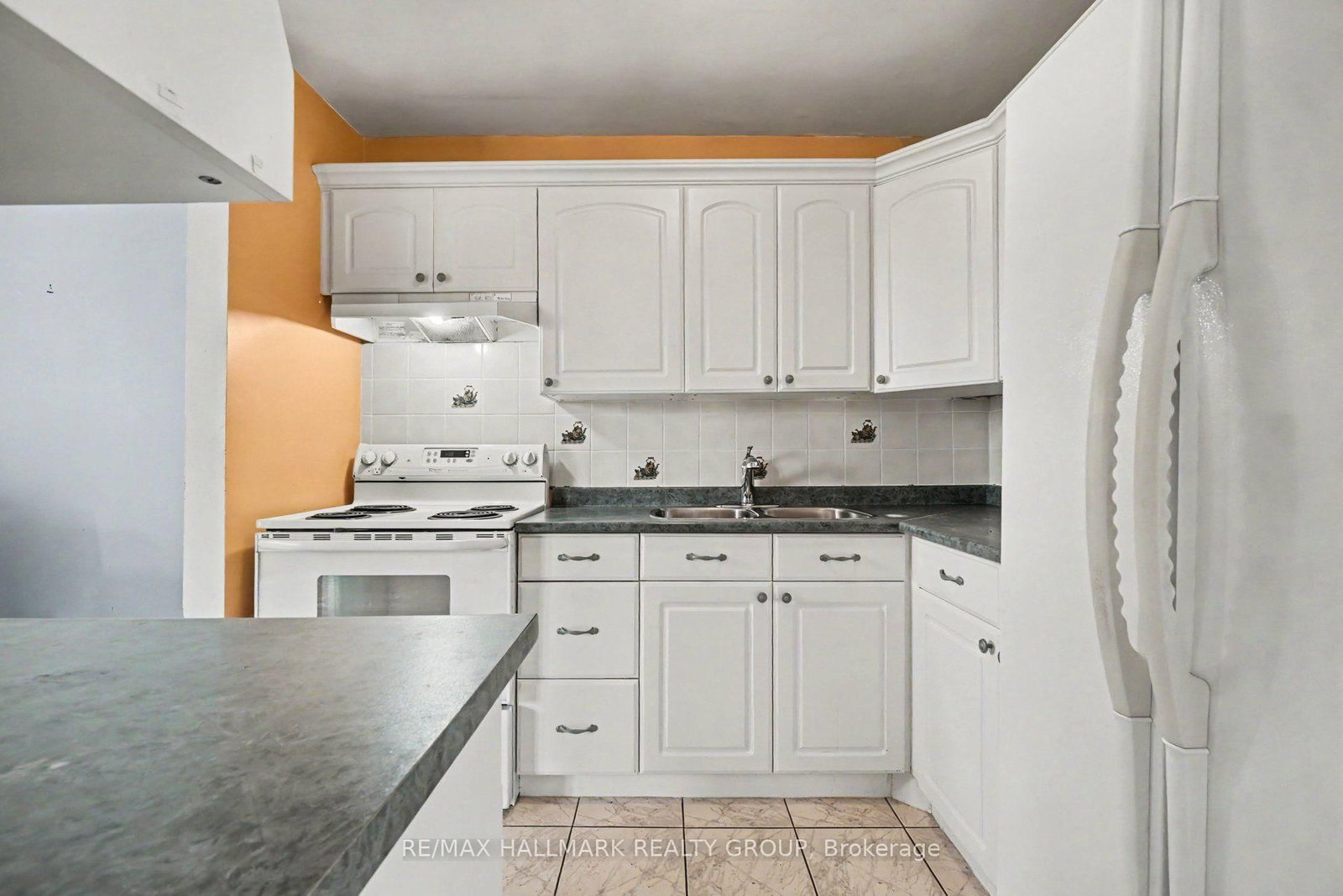 2000 Jasmine Crescent • #1417 • Ottawa, ON photo 18