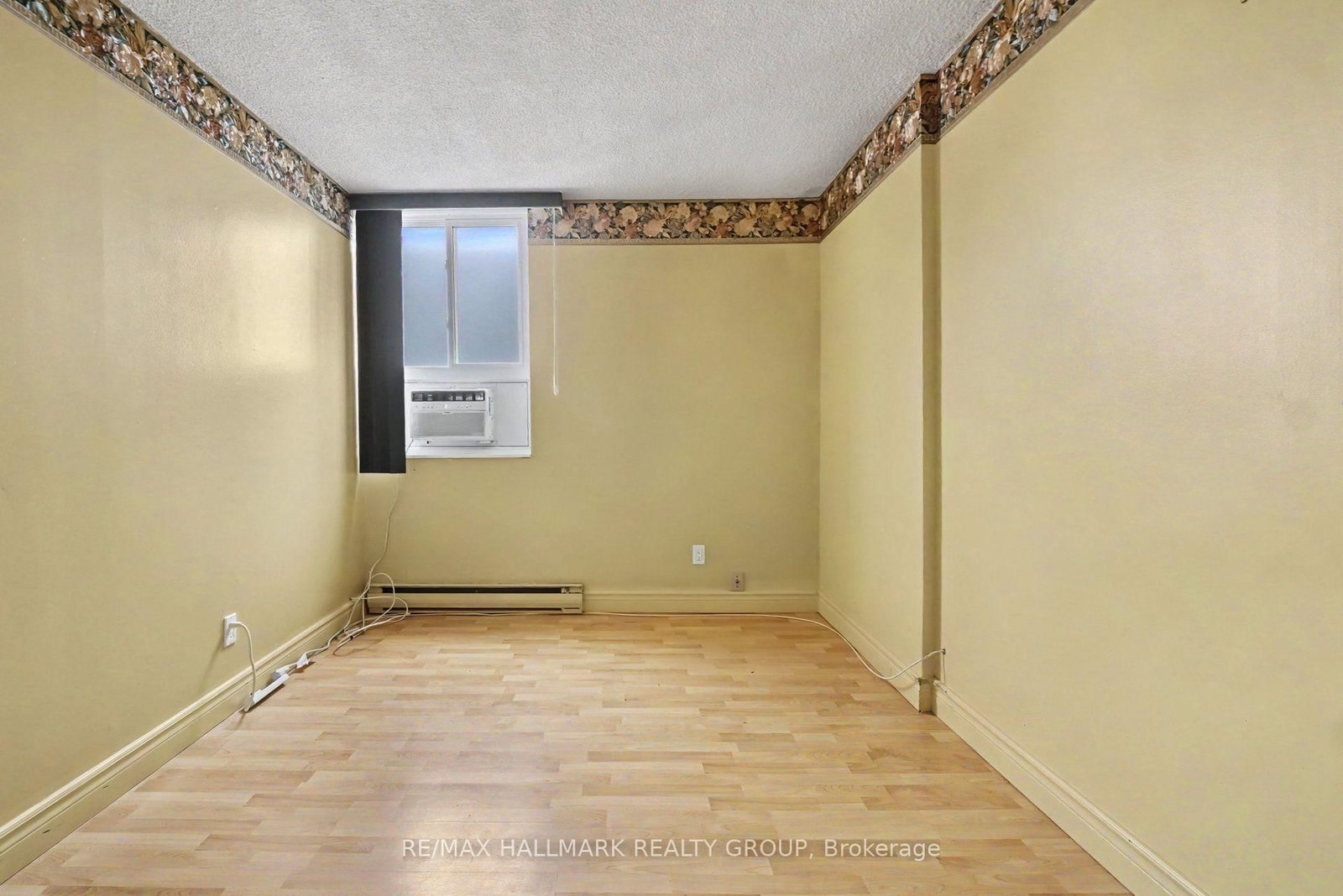 2000 Jasmine Crescent • #1417 • Ottawa, ON photo 19