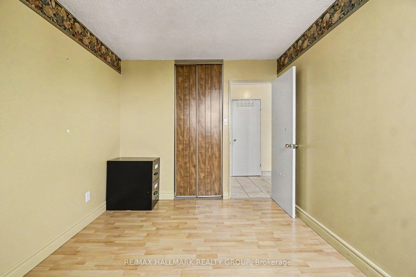 2000 Jasmine Crescent • #1417 • Ottawa, ON photo 25