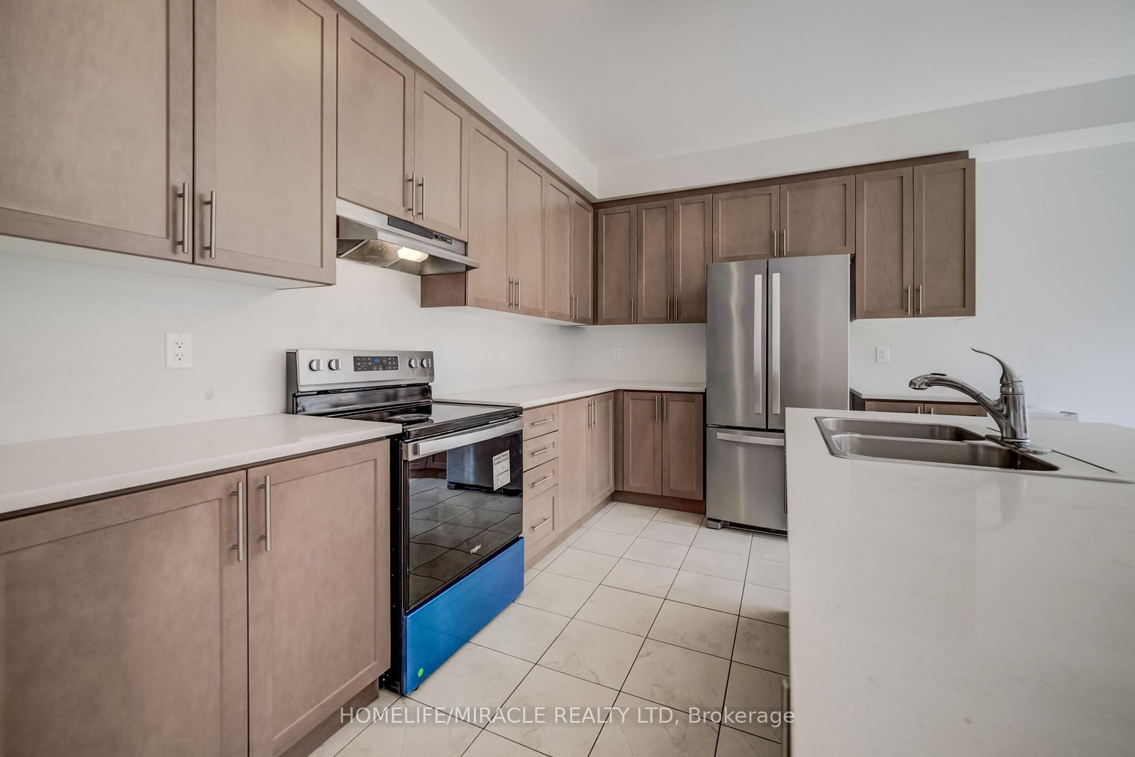 76 Mackay Drive • Woodstock, ON photo 14