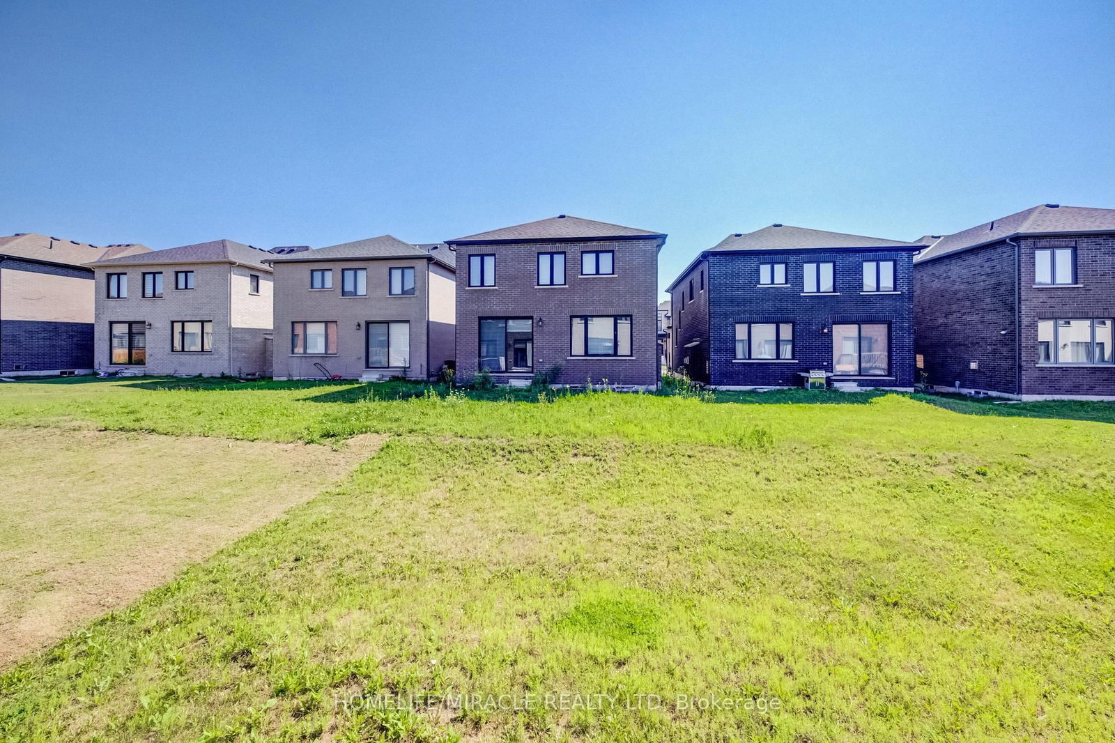 76 Mackay Drive • Woodstock, ON photo 43