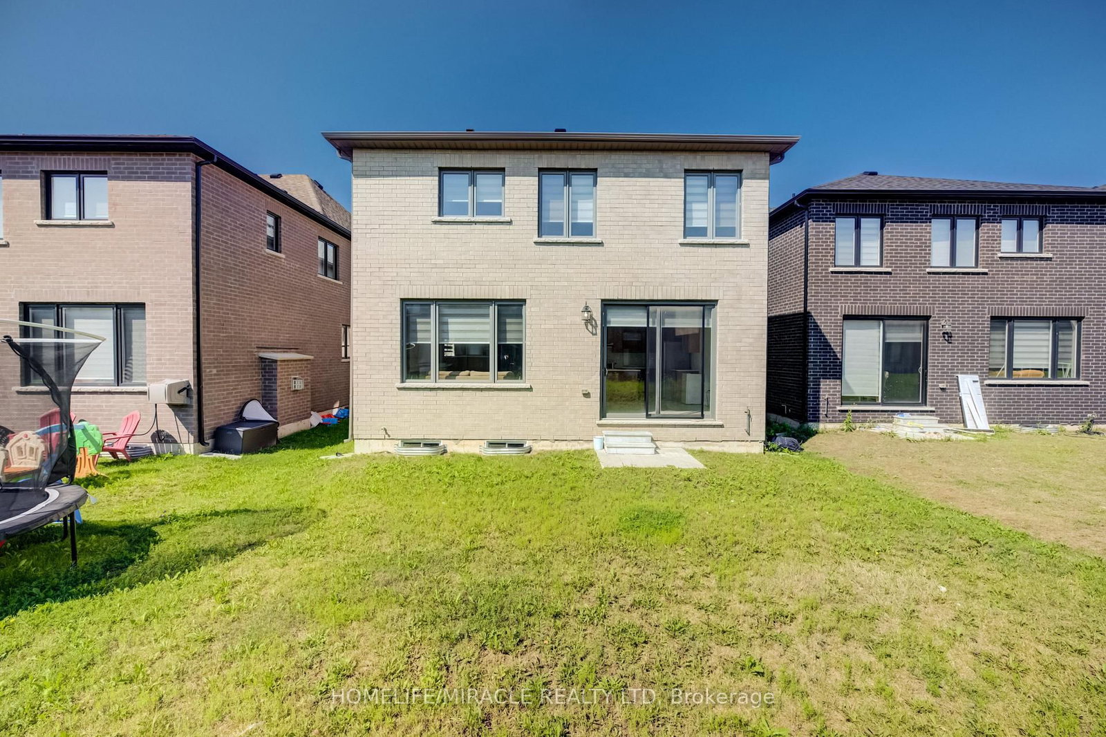 76 Mackay Drive • Woodstock, ON photo 44