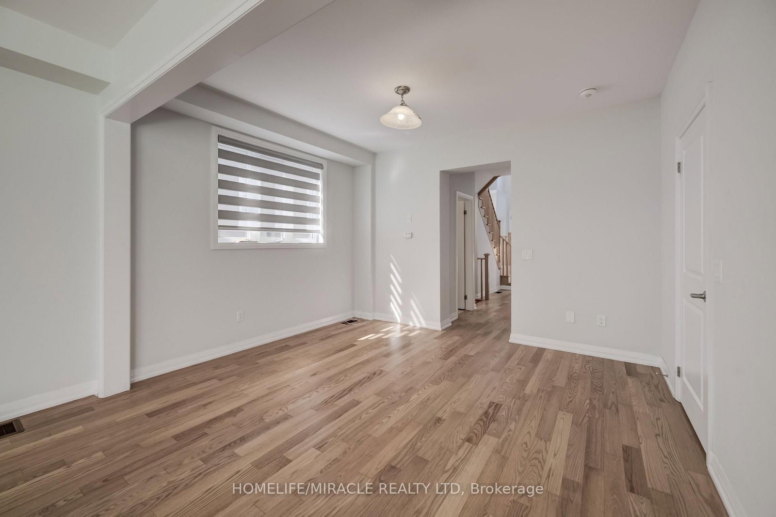 76 Mackay Drive • Woodstock, ON photo 9