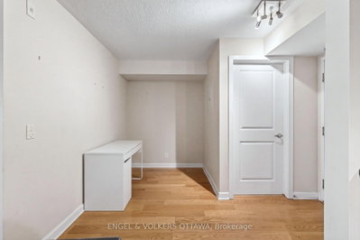 138 Somerset Street W • #604 • Ottawa, ON photo 3