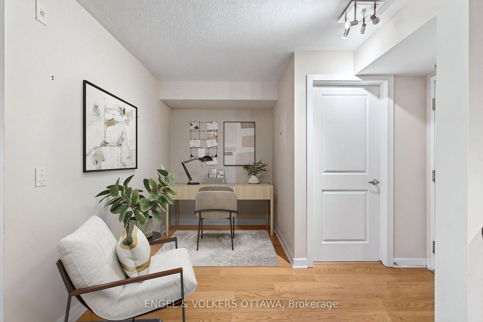 138 Somerset Street W • #604 • Ottawa, ON photo 4