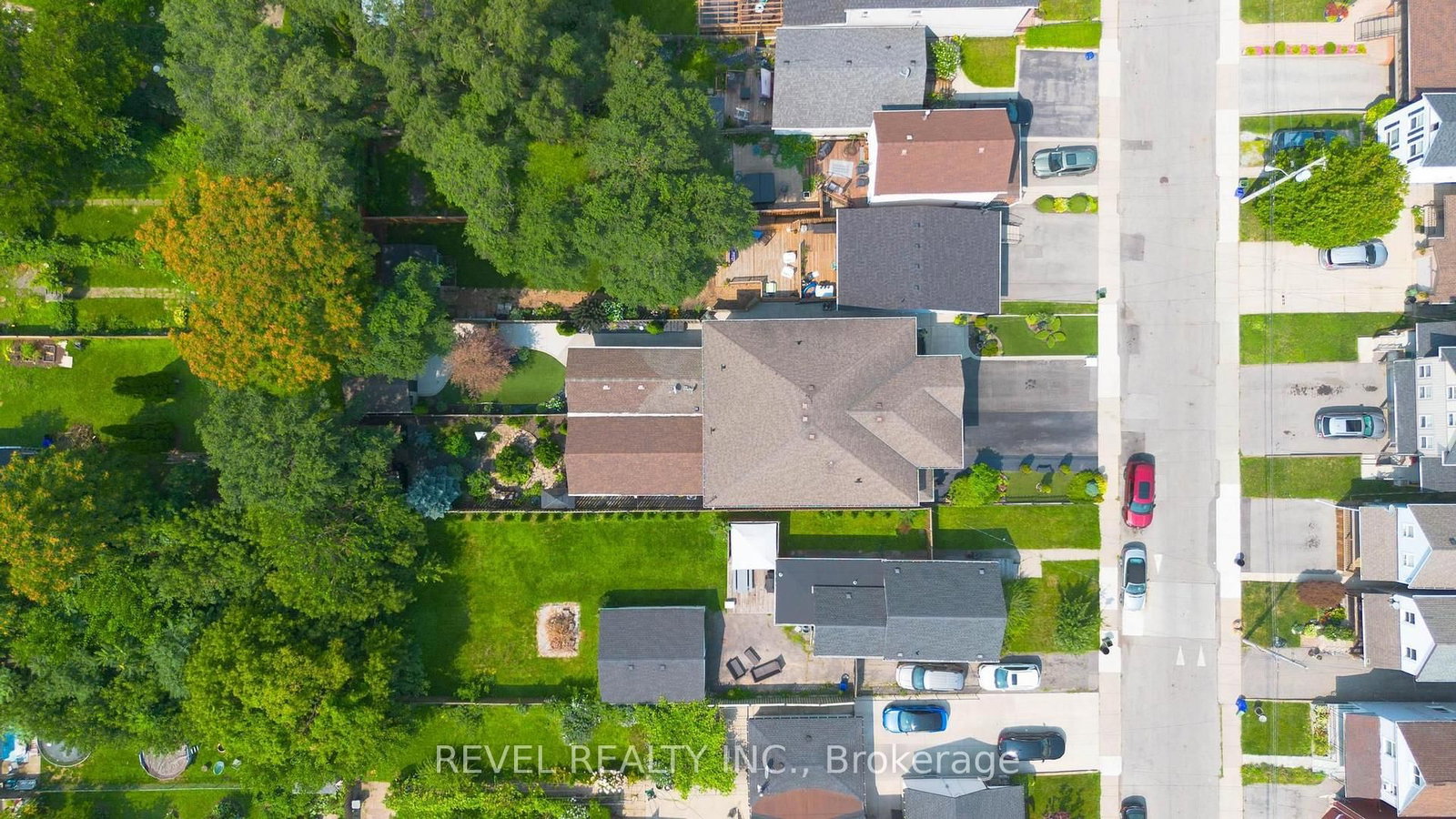 218 Macaulay Street E • Hamilton, ON photo 41