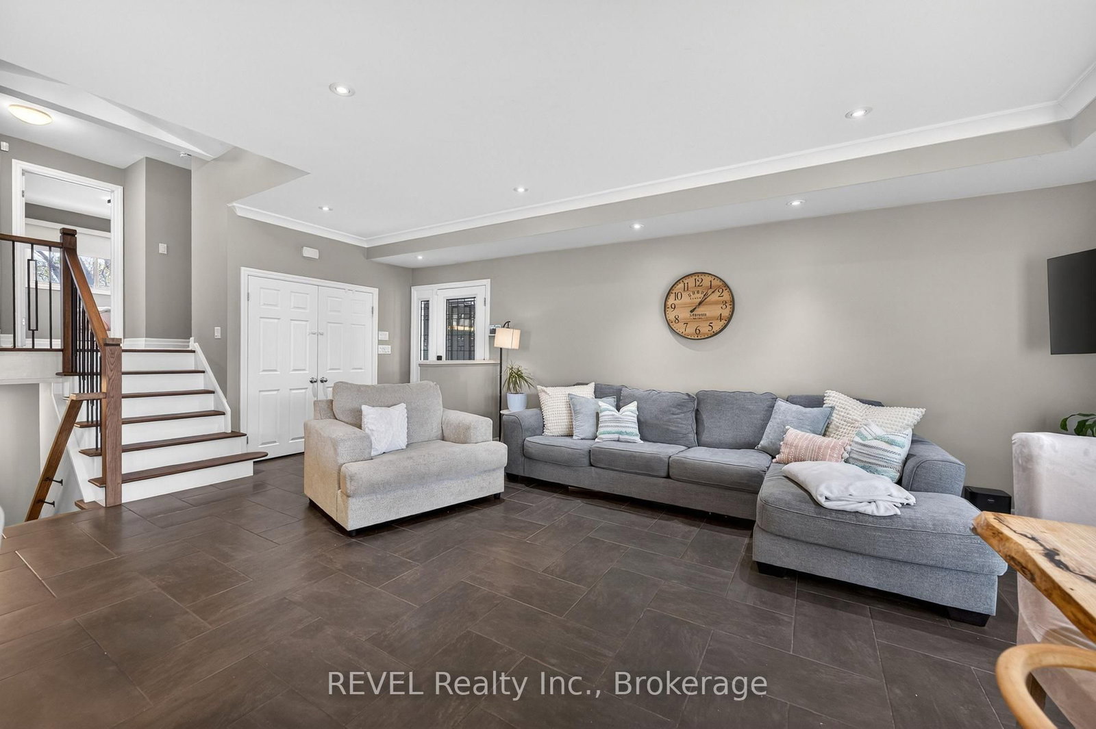 34 Royal York Road • St. Catharines, ON photo 21