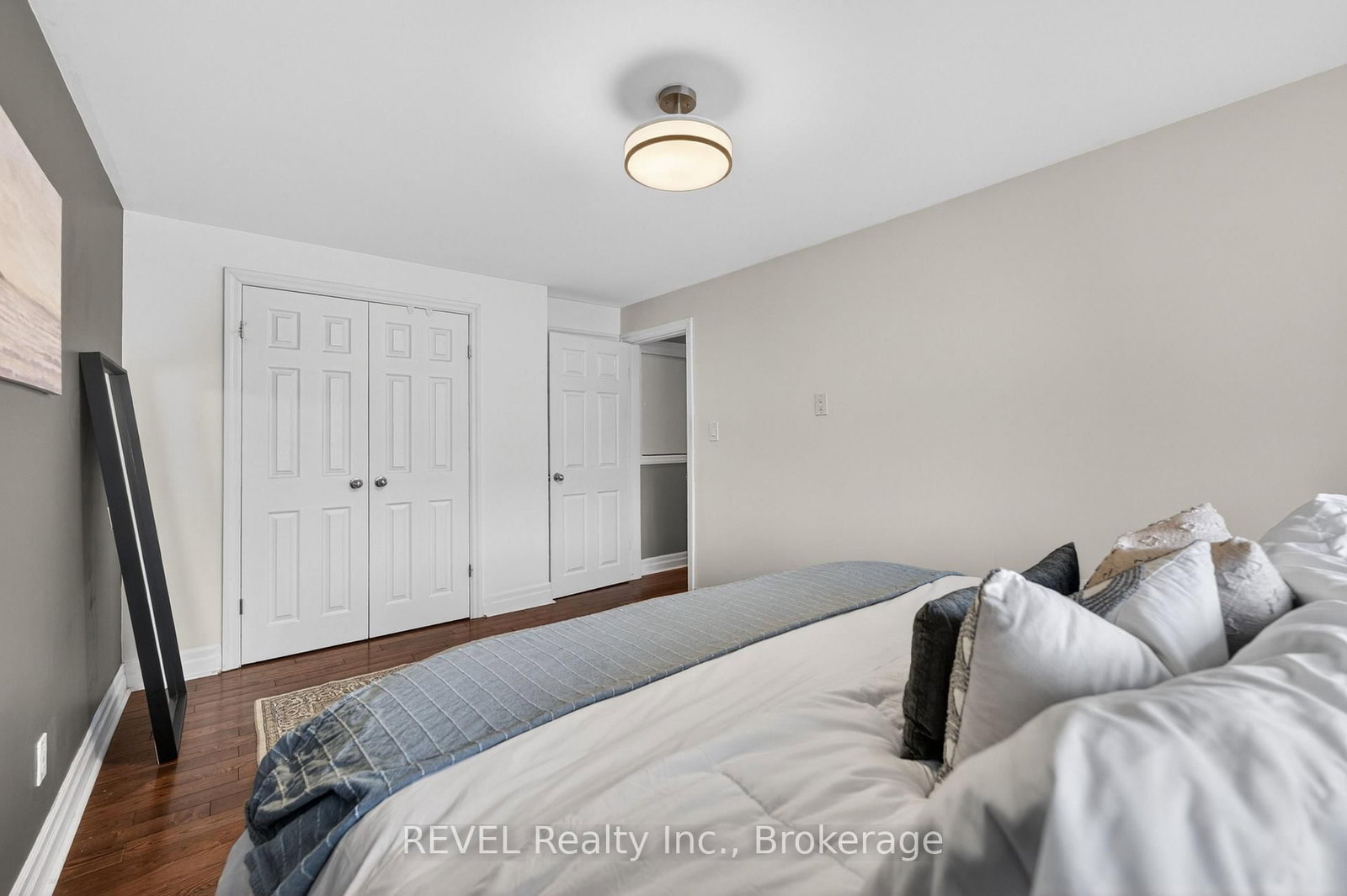 34 Royal York Road • St. Catharines, ON photo 30