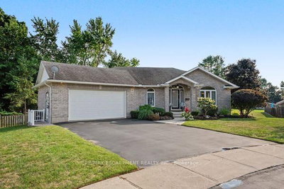8 Upton Court • North Dumfries, ON photo 3