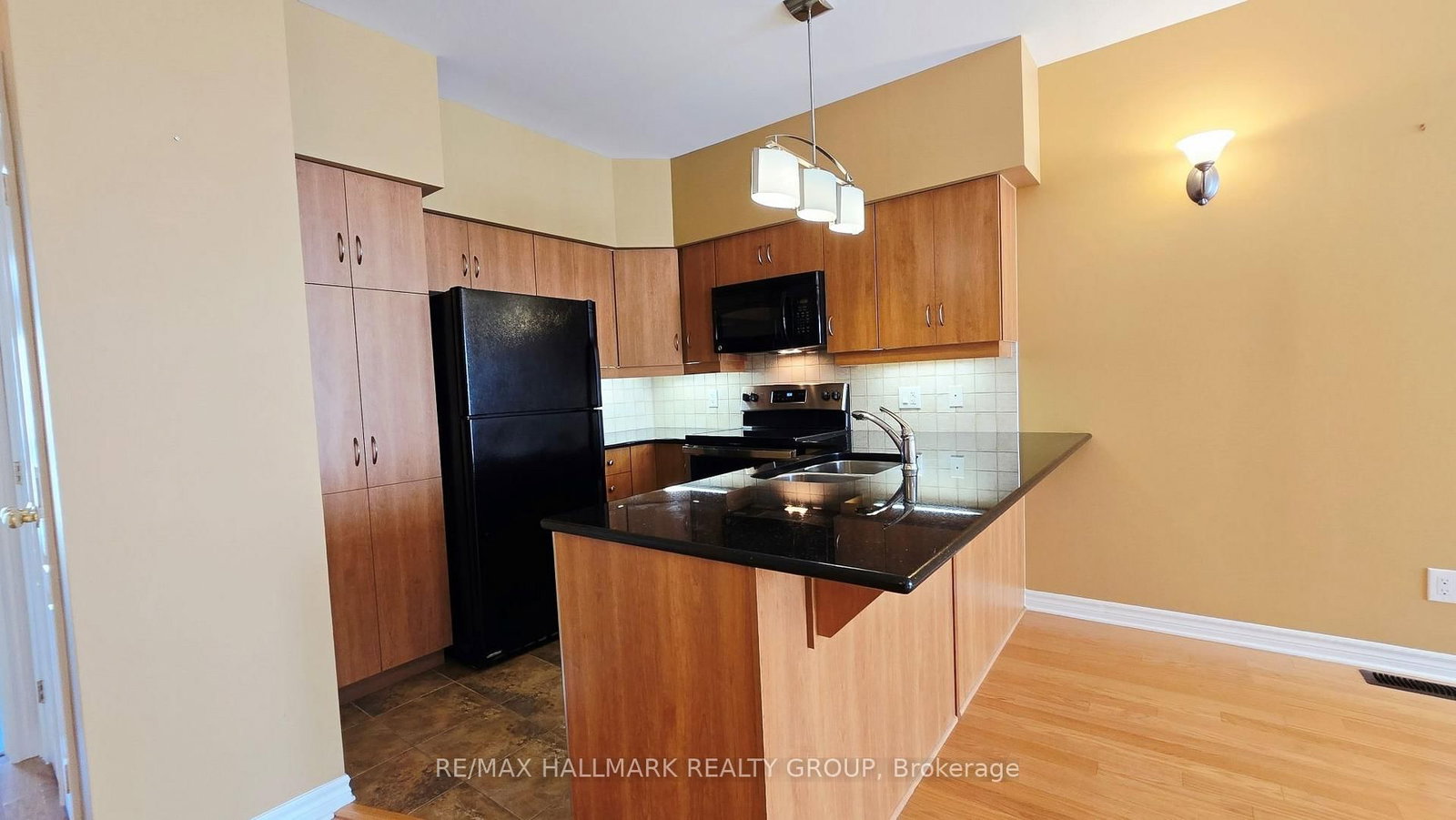 50 Edenvale Drive • Ottawa, ON photo 11