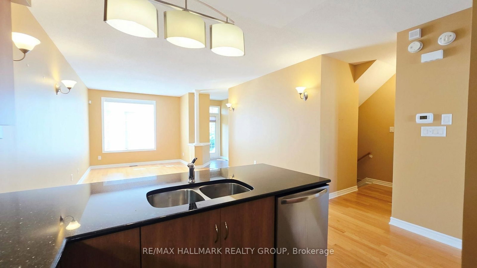 50 Edenvale Drive • Ottawa, ON photo 12