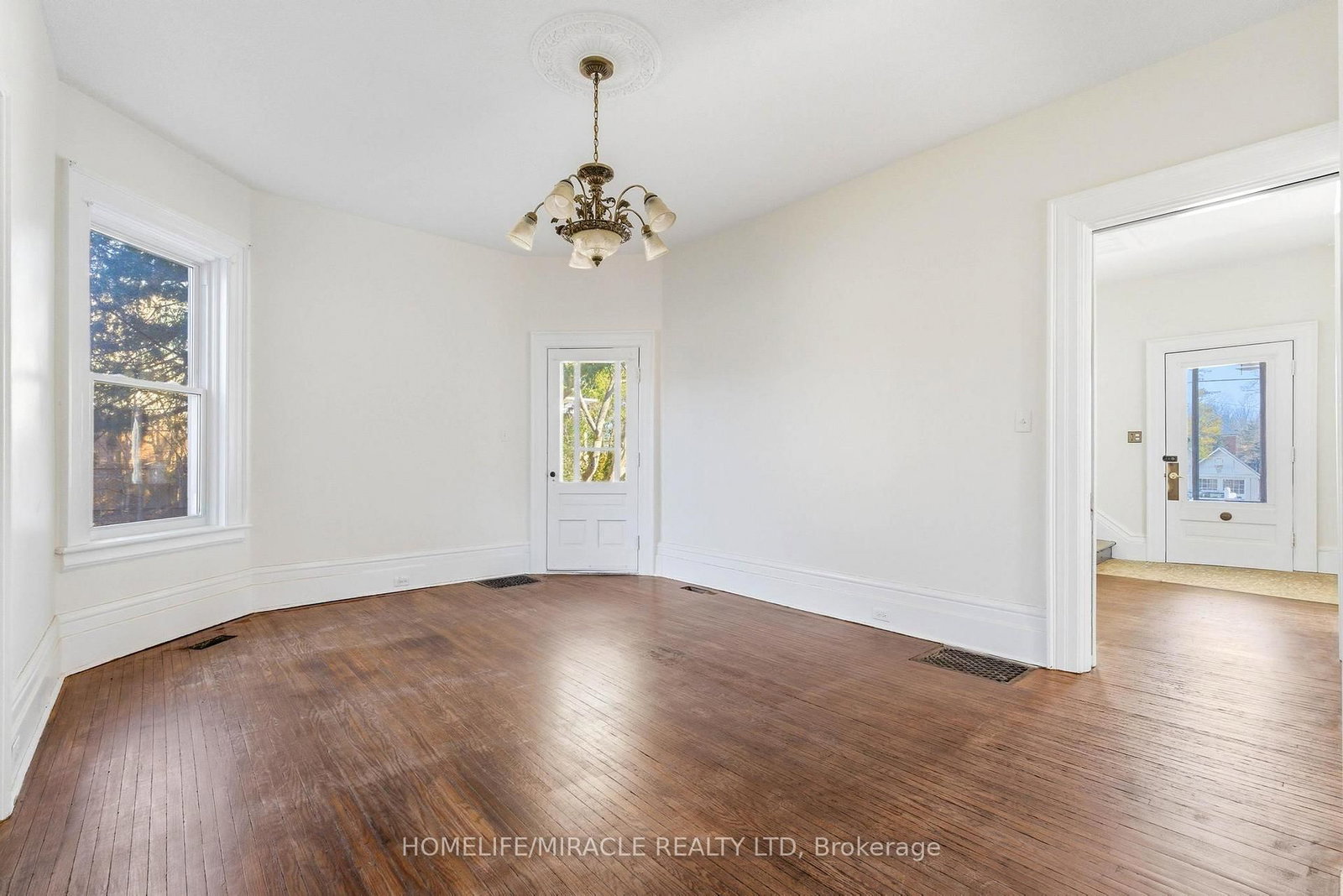 114 Frances Street • Ingersoll, ON photo 14
