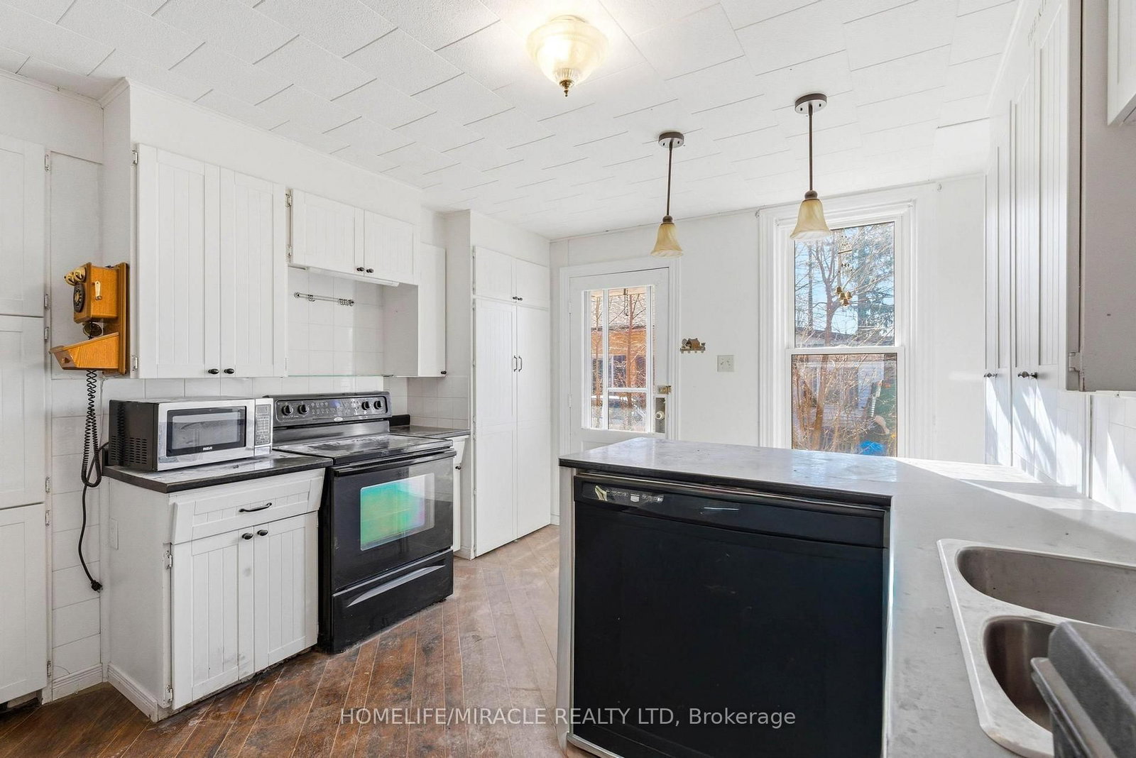 114 Frances Street • Ingersoll, ON photo 16