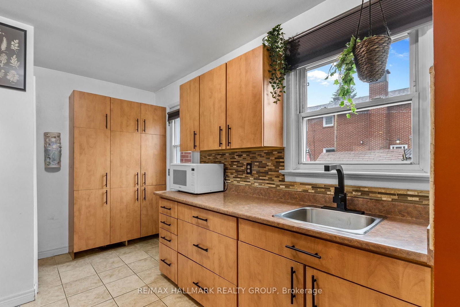 779 Borthwick Avenue • Ottawa, ON photo 13