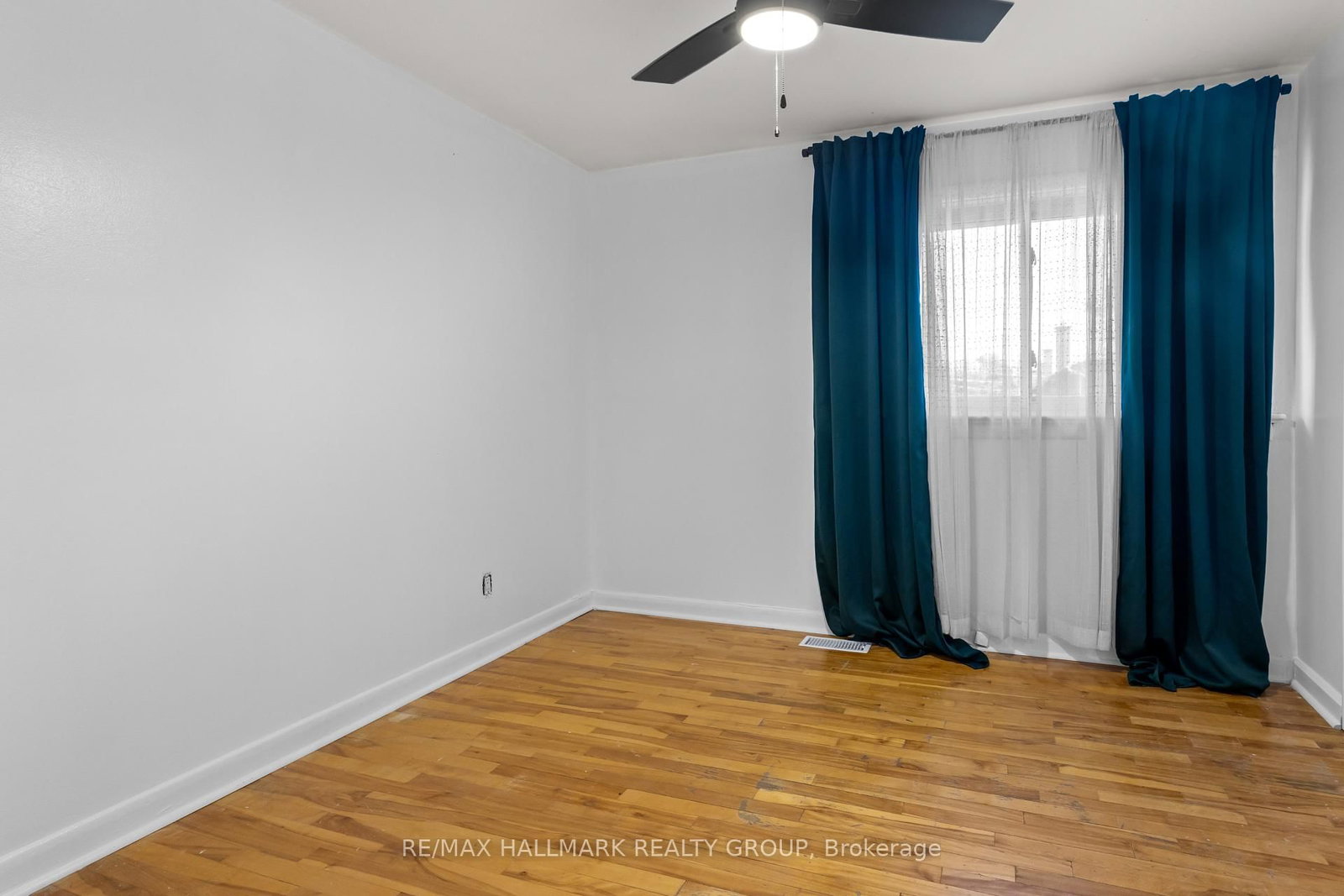 779 Borthwick Avenue • Ottawa, ON photo 23