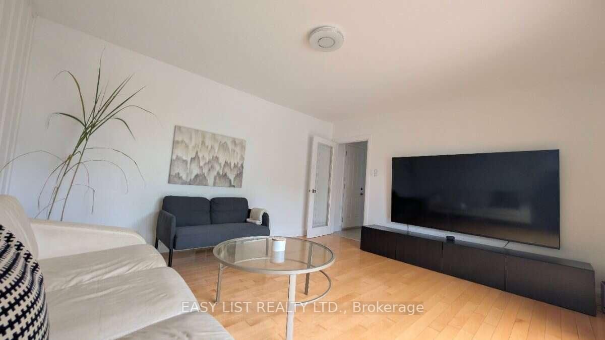 1895 Savoy Place • Ottawa, ON photo 17