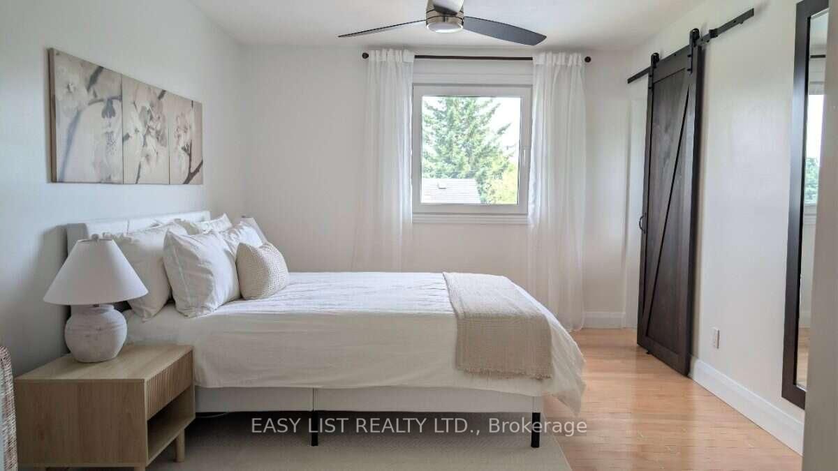 1895 Savoy Place • Ottawa, ON photo 19