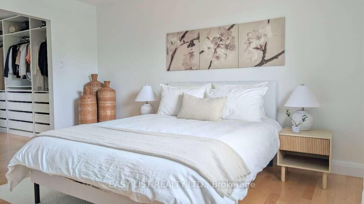 1895 Savoy Place • Ottawa, ON photo 20