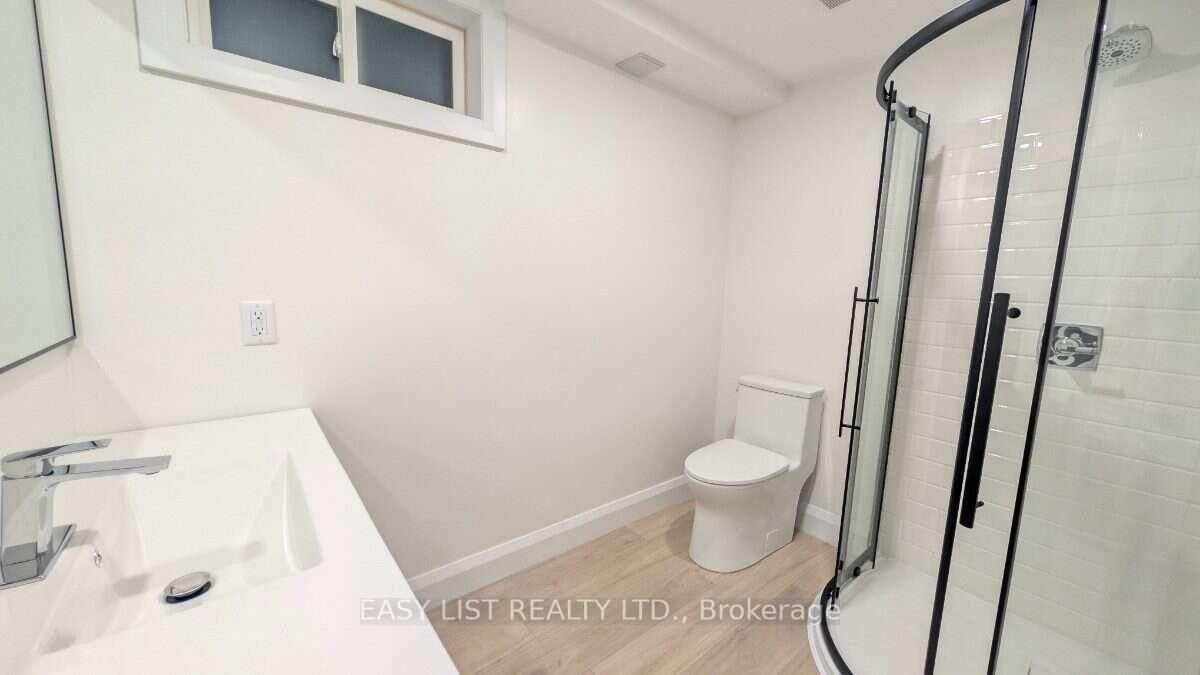 1895 Savoy Place • Ottawa, ON photo 35