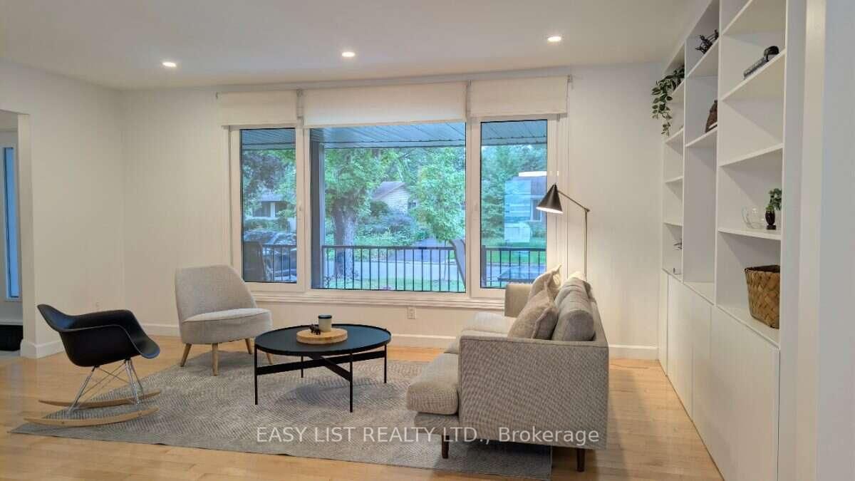 1895 Savoy Place • Ottawa, ON photo 5