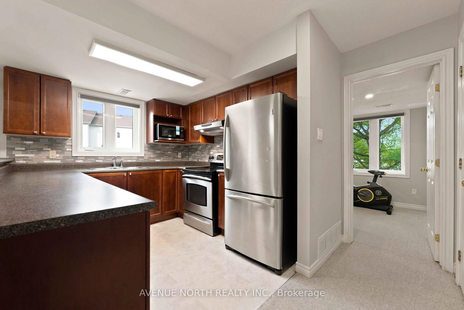 125 Tall Pines Private • Ottawa, ON photo 13