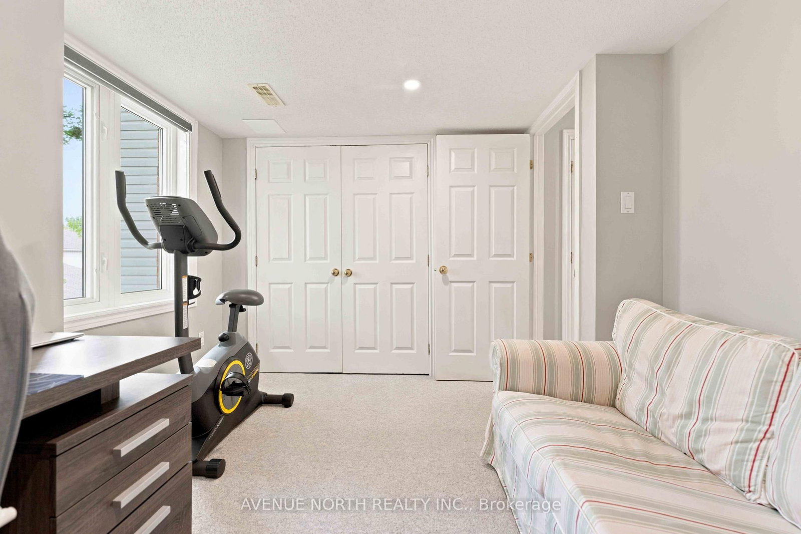 125 Tall Pines Private • Ottawa, ON photo 15