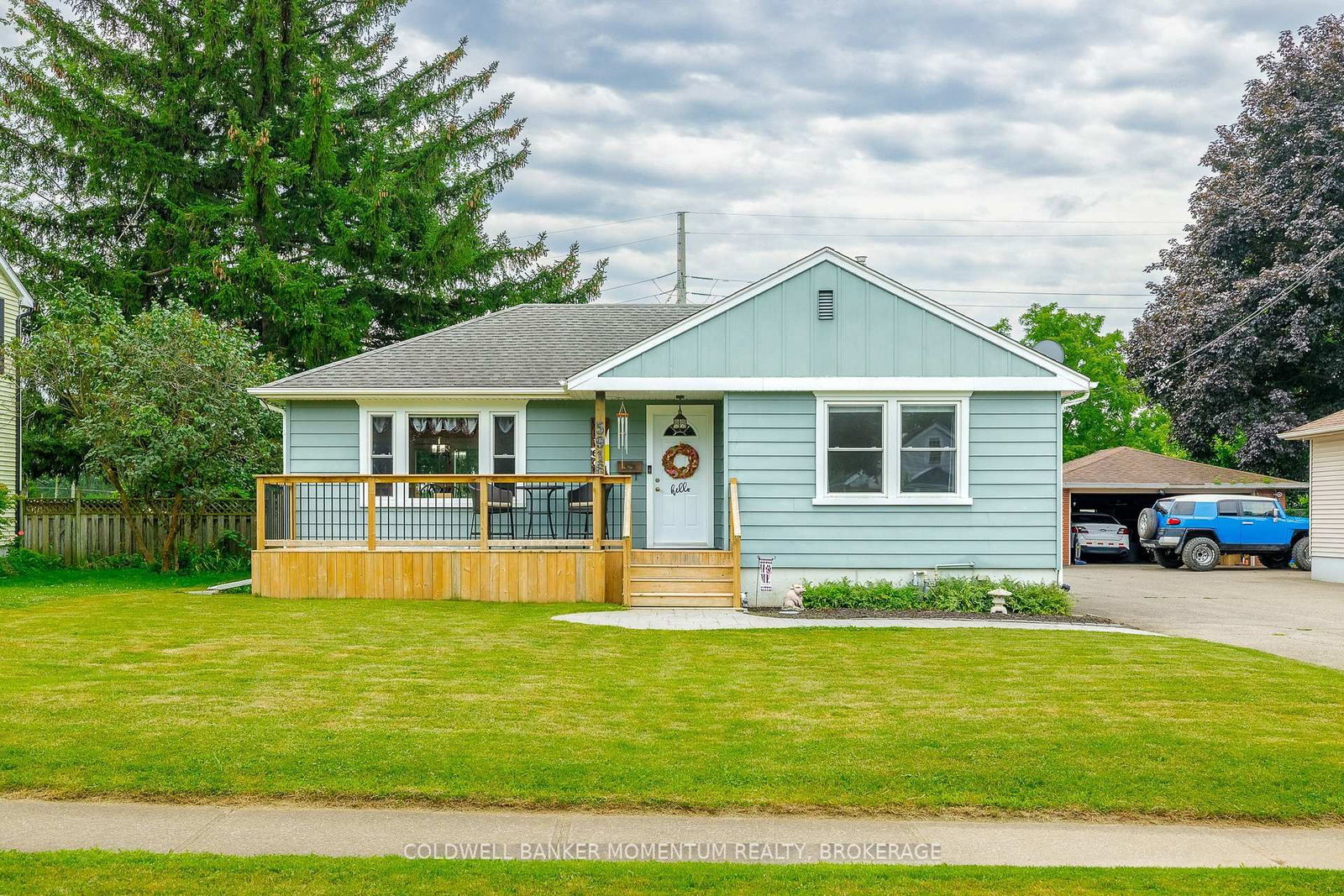 5916 Murray Street • Niagara Falls, ON photo 1