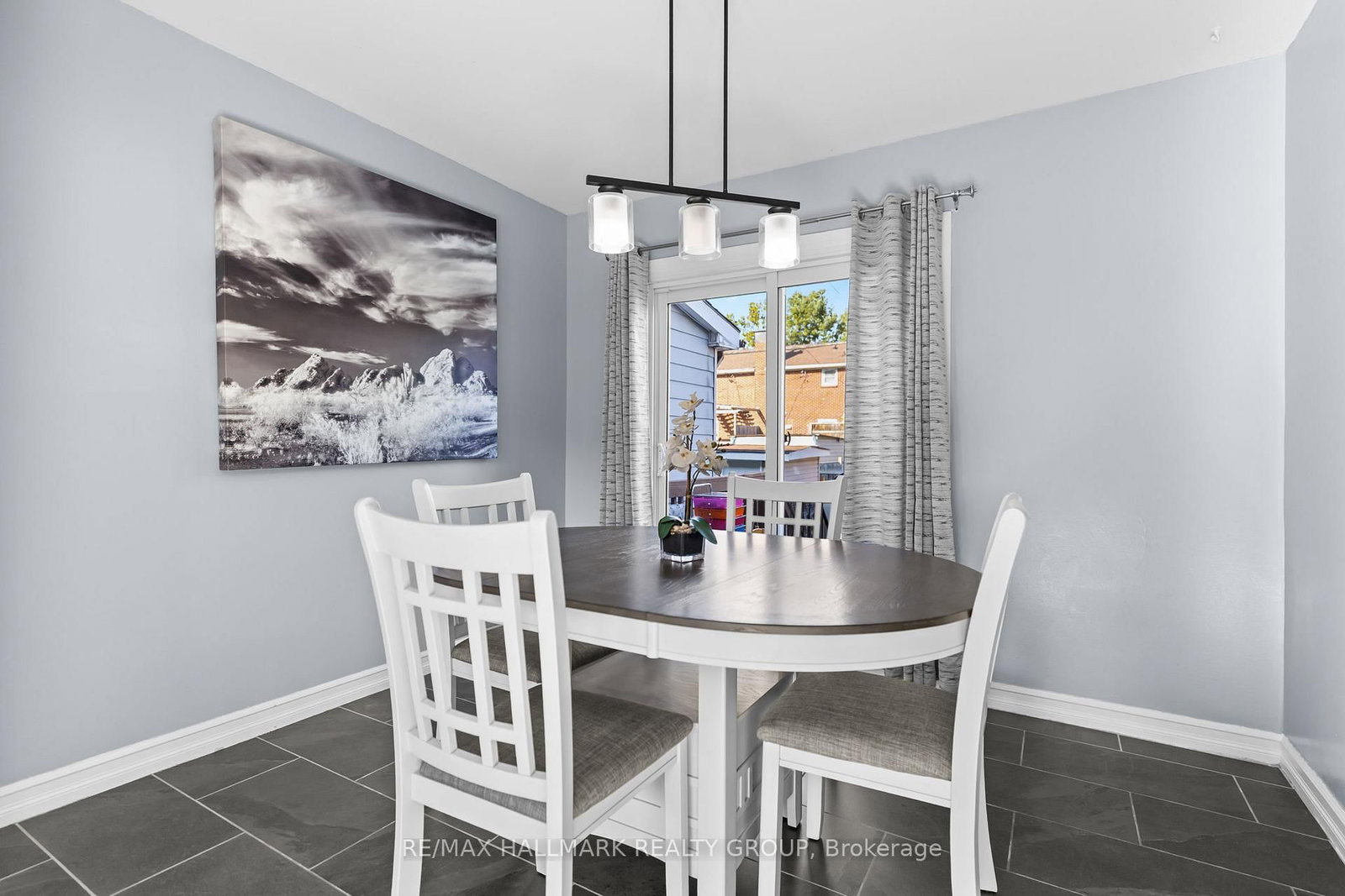 789 Borthwick Avenue • Ottawa, ON photo 10