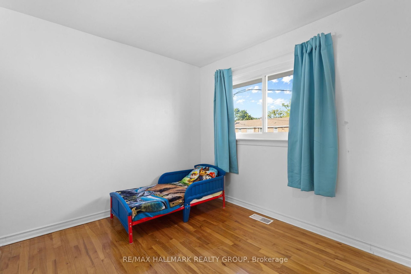 789 Borthwick Avenue • Ottawa, ON photo 19