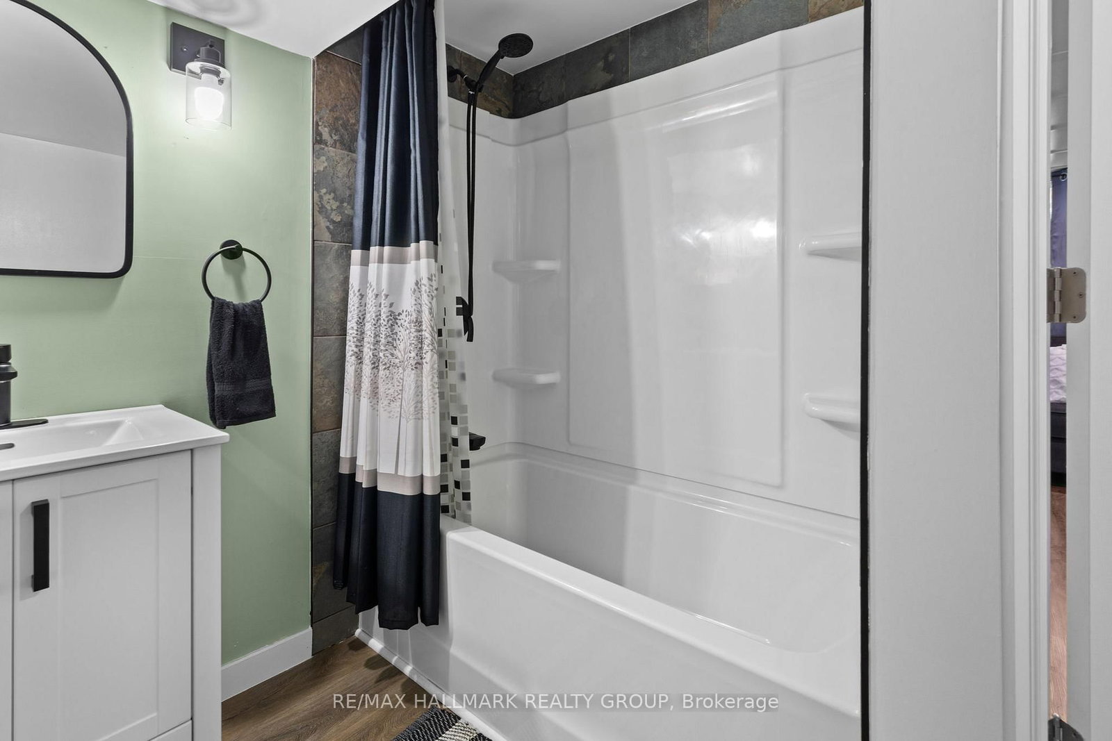 789 Borthwick Avenue • Ottawa, ON photo 31