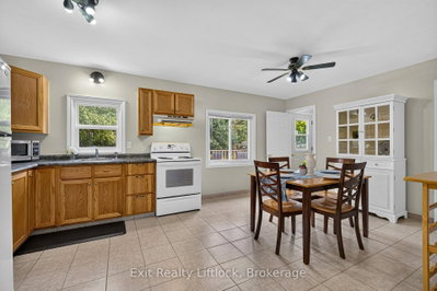 24 King Street W • Havelock-Belmont-Methuen, ON photo 9