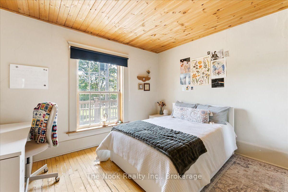 21 Dennistoun Avenue • Peterborough, ON photo 16