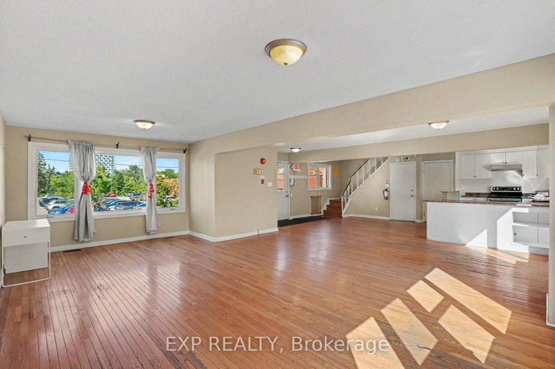 297 Savard Ave E photo 5