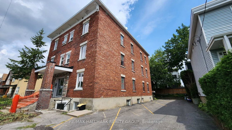 125 Glenora St photo 4