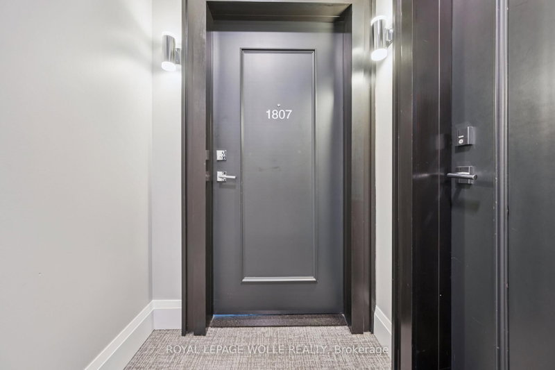 1807 - 155 Caroline Street S